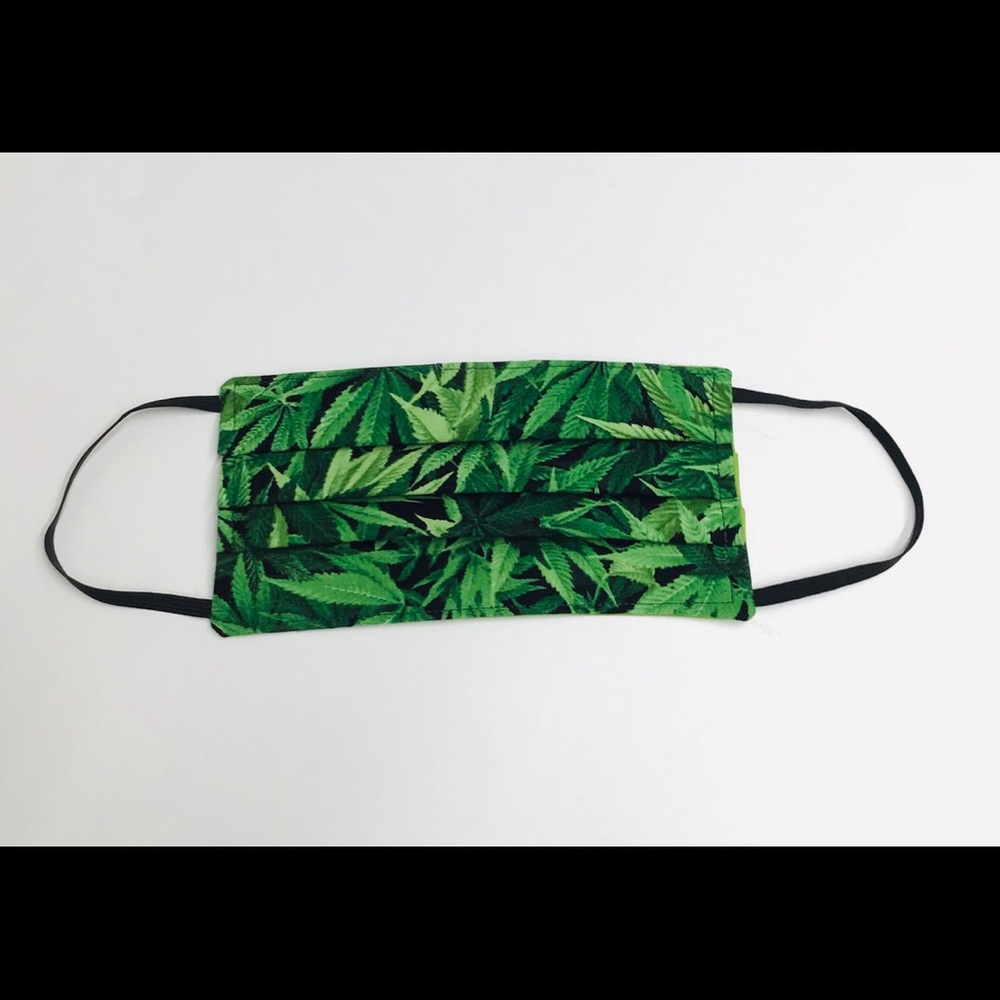 Cannabis Print Facemask